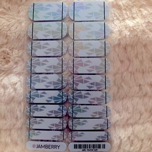 FULL SHEET-Jamberry 'Stunner' nail wrap (defect)